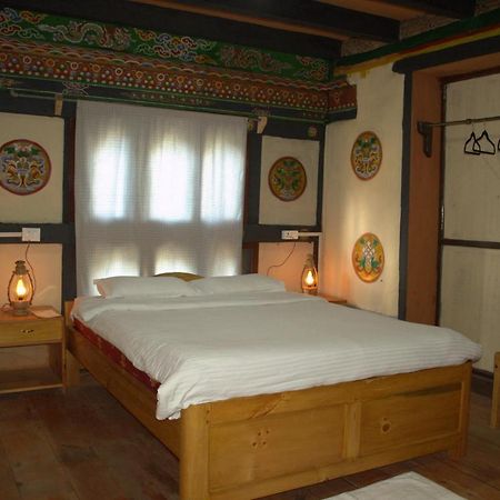 Ama'S Village Lodge 파로 외부 사진