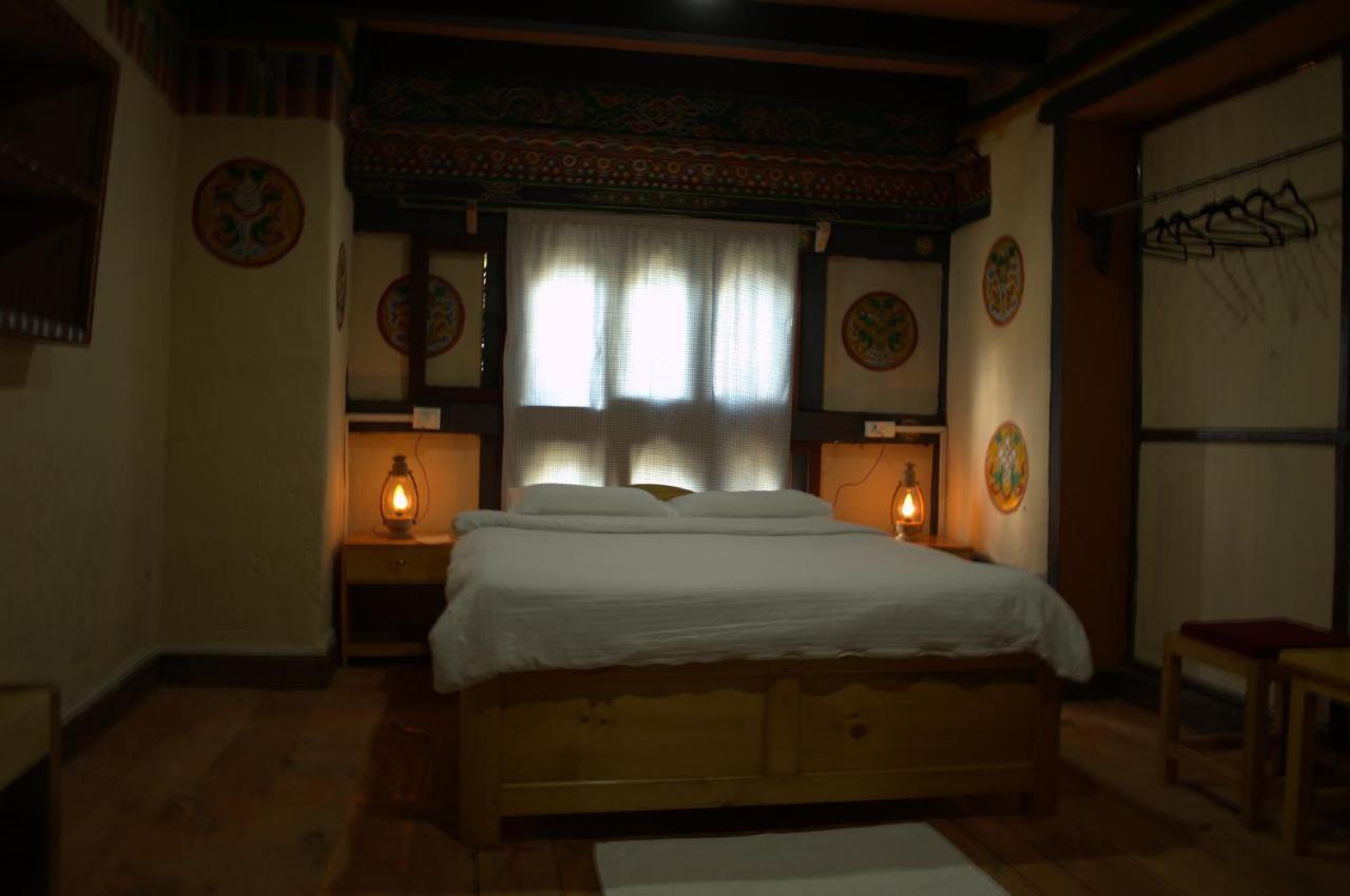Ama'S Village Lodge 파로 외부 사진